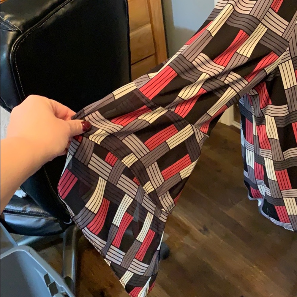 Beautiful multicolored multi patterned blouse - Picture 3 of 4